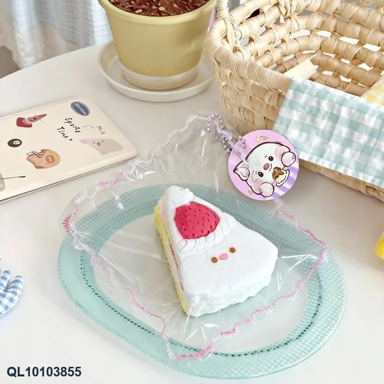 Winter Wishes Collection: Winter Strawberry Cake Image Of Display Case wholesale from Qili Toys