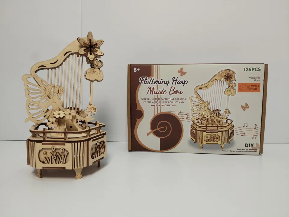 Clockwork Butterfly Dance Music Box (126pcs) Color Box wholesale from Qili Toys