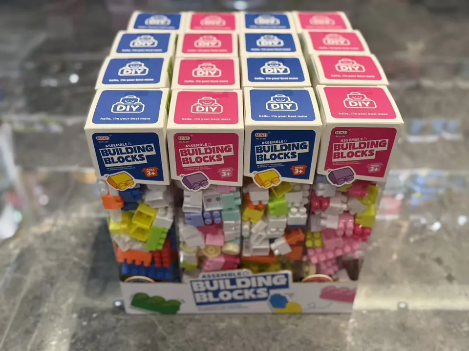 Puzzle Small Particle Building Blocks 100PCS (16pcs whole box price) Display Box wholesale from Qili Toys